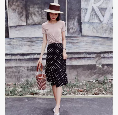 Virtually Right黑色波点鱼尾...