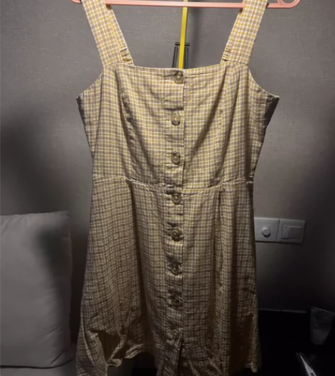 UR2023夏季新款女装甜系文艺风格子打揽...