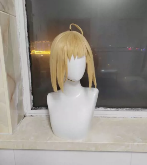 吾皇saber仙鹤礼服cos喵屋家.（科幻...