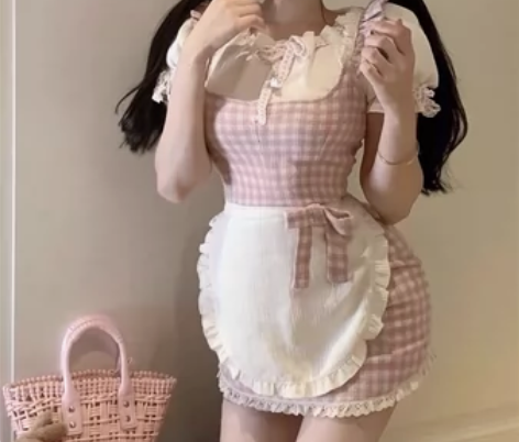 甜美格子吊带连衣裙女装夏季裙子田园风方领性...