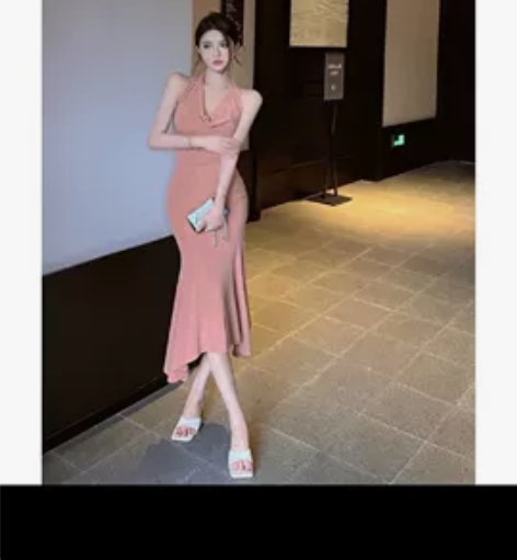 性感挂脖掐腰连衣裙小妈欲纯裙风不规则鱼尾包...