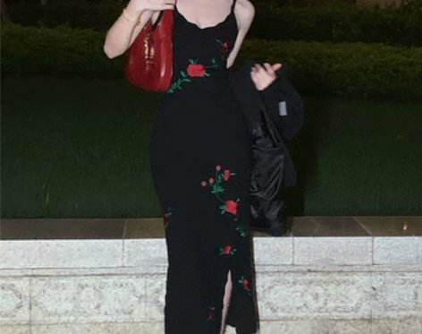 酒午自制港风复古夏季玫瑰刺绣黑色显瘦针织吊...