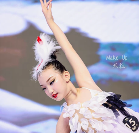 承接舞台妆:儿童 青少年 成人舞台妆 大型...