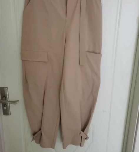 休闲裤, M码,腰围70,全新没有穿过,素...