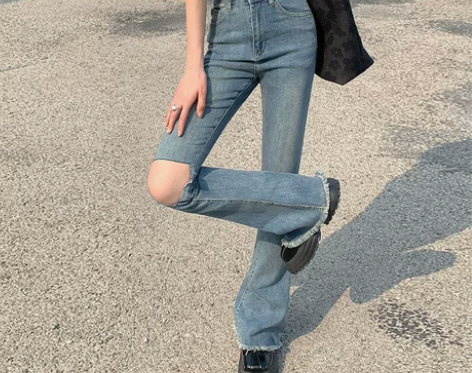 RJVO高腰毛边微喇叭牛仔裤女2023破洞...