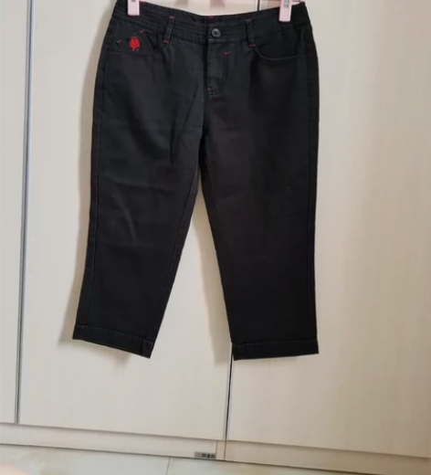 谜底牛仔七分裤，S码，腰围68，穿的不多，...