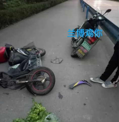 本人因5月24号与一辆豪车相撞，保险赔付不...