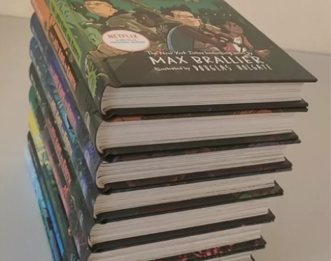 地球上最后的孩子 精装平装9册/平装7册T...