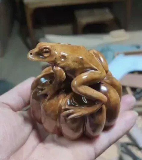 纯手工木雕  材质“桦木” 感兴趣的话点“...