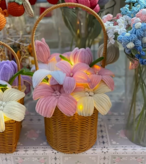 两款花篮 小的65 大的88可以挑选颜色 ...