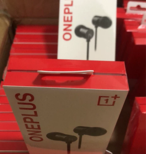 一加银耳2t耳机全新未拆封 ———————...