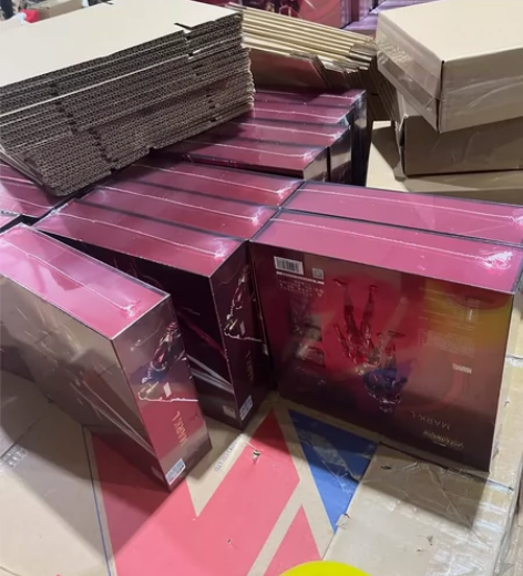 中动玩具蜘蛛侠钢铁侠mk1-85毒液现货闪...