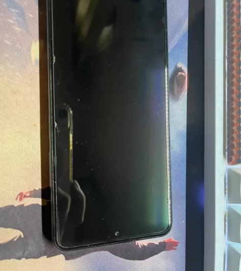 红米k40Pro，8+128 售后换过主板...