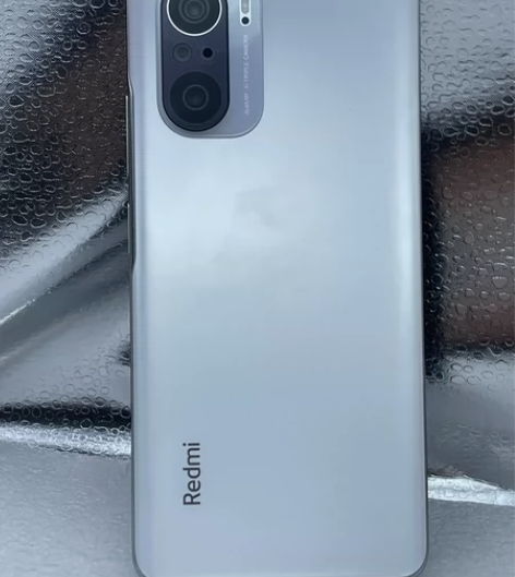 红米k40pro白色8加256g，97新，...