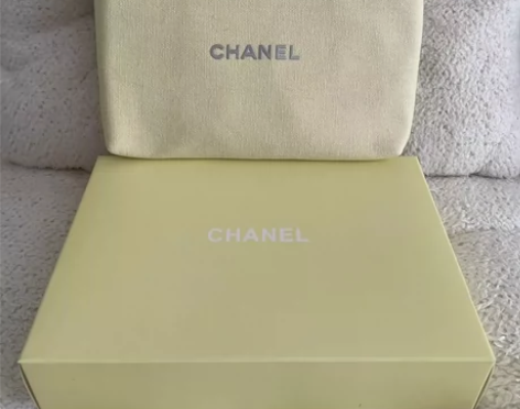 包邮专柜赠品化妆包帆布收纳包手拿包黄色 [...