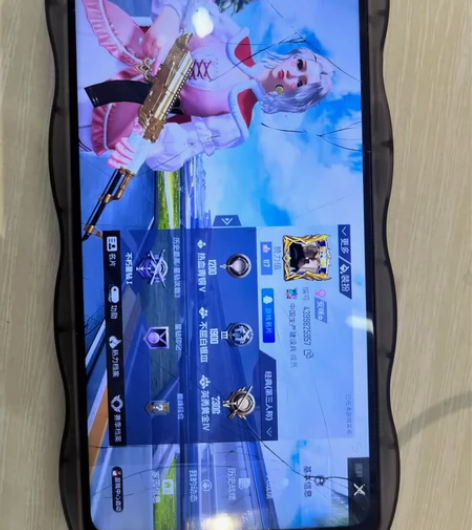 四年吃鸡号，安卓qq区，有意的私聊，可砍价...