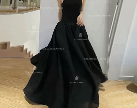 赫本风高级感连衣裙2023新款纯欲辣妹无袖复古超长背心裙子女...