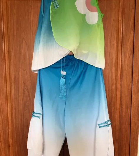 儿童演出服，童年的夏夜演出服，适合9到12...
