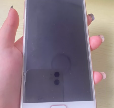 三星c5 432g,外观85成新,摄像头按...