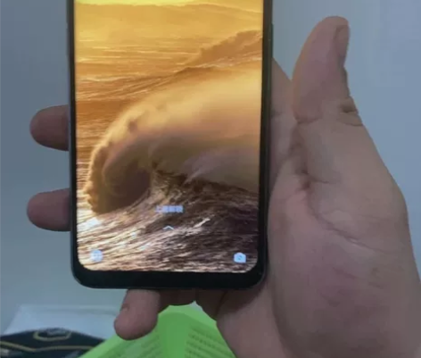 急出九成新的oppo reno 6+128...