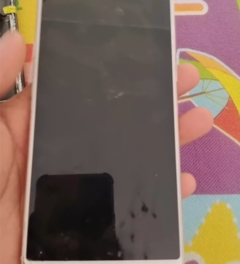 oppor11sp 6+64屏幕不显示充电...