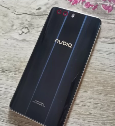 努比亚 Z17miniS 运行6+64G内...