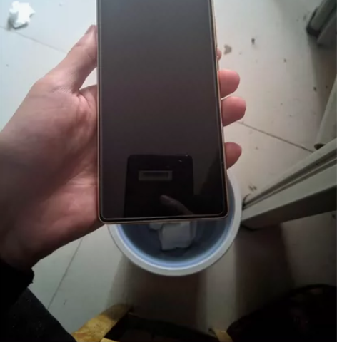 努比亚z17s 6+64，除相机对焦会有滋...