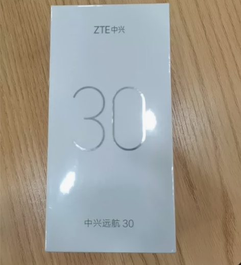 出一台中兴远航30全新未拆封5G手机，内存...
