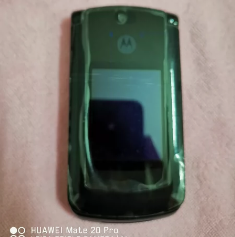摩托罗拉V8翻盖手机,功能正常,两电一数据...