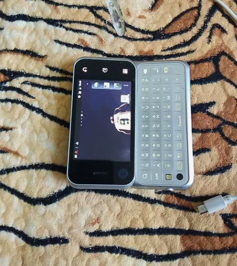 摩托罗拉正品ME600成色95新功能正常，...
