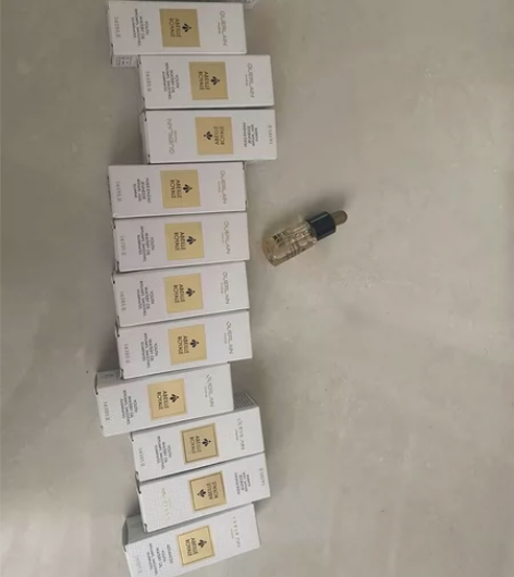 娇兰帝皇蜂姿修护复原蜜精华液 全新5ML