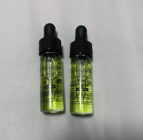 修丽可色修精华4ml两个 购于官旗，可提供...