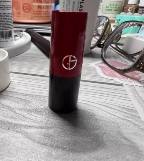 阿玛尼权力口红400小样 仅试色 售出不退...