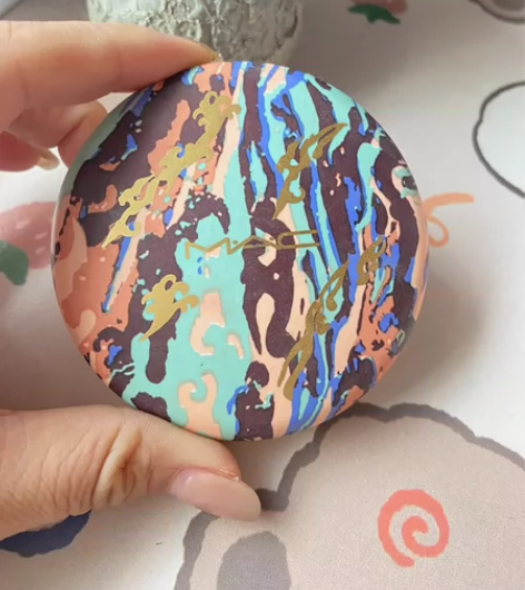 mac修容 朋友送 感兴趣的话点“我想要”...