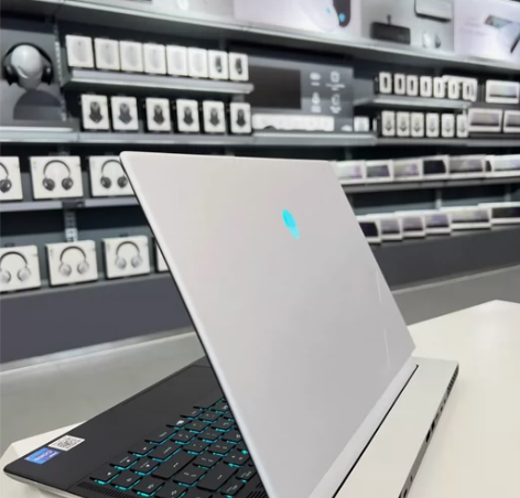 刚买的外星人盗版笔记本。 原价10000多...