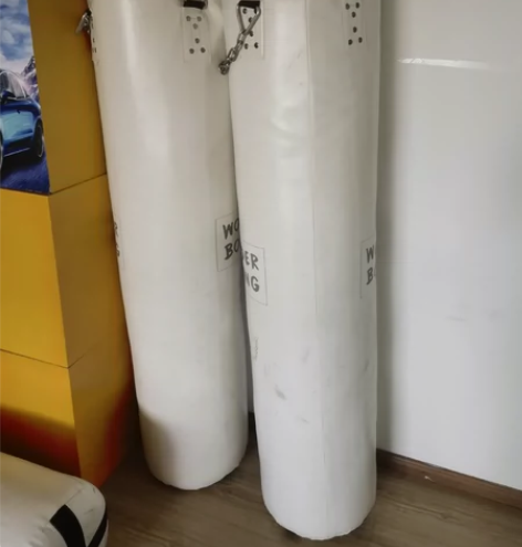 拳击沙袋，一共3个，30一个 自提：鼓楼区...