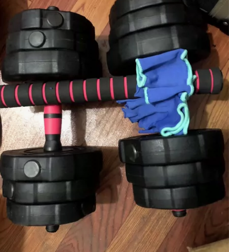 哑铃健身哑铃可拆卸,单只10kg,一共20...