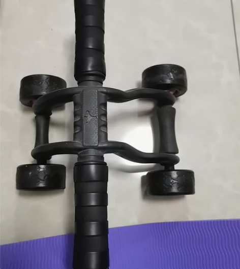 李宁健腹轮，送两个垫子，还很新，需要的拍下...