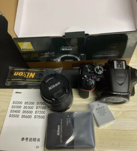 出售尼康D3500套机 D350018-5...