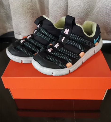 NIKE NOVICE 非毛毛虫 男童女童...