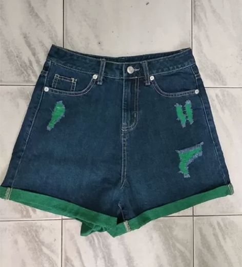 s码特价款全新牛仔短裤女裤撞色破洞裤潮款ykk 全新，没吊牌...