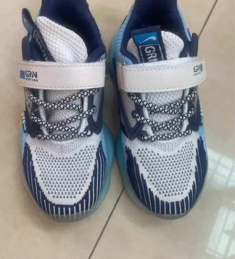 贵人鸟男童鞋30码，就穿了不到4次，新旧如...