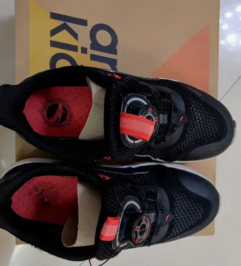 安踏男童36码，夏款 感兴趣的话点“我想要...