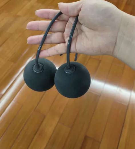 75派跳绳无绳球 灰色?全新75派￥15