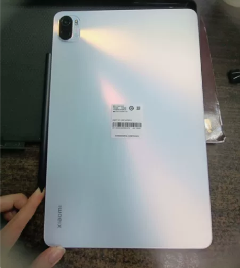 笔卖出去啦！单出小米平板5。去年小米商城买...