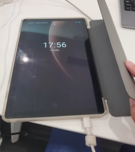 台电平板T40 plus，8＋128，带壳...