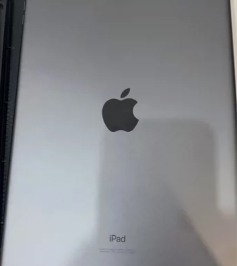 iPad7代2019蜂窝版，128g 95...