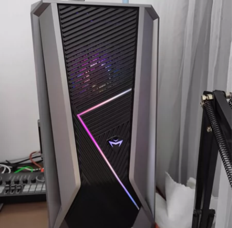 机械师主机 才使用一年 买的时候4590 ...