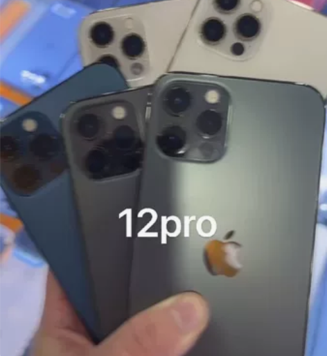 12系列95新，电池容量92左右，256内...