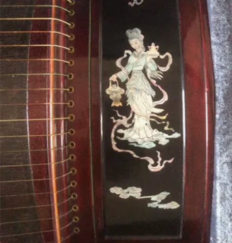 古筝 9新，音色佳，当年在琴行老师亲自挑选...